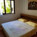 Monfiorenzo 11 *
