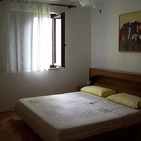 Apartman Monfiorenzo 11